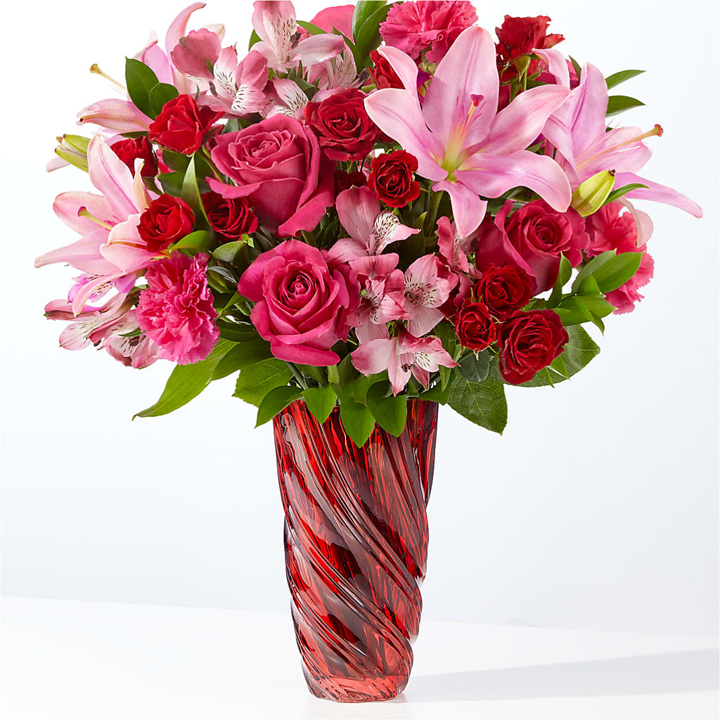 In Love Bouquet with Luxe Swirl Vase – SUSPENDED IN TIME FLORAL & PRESERVATION, Syracuse UT