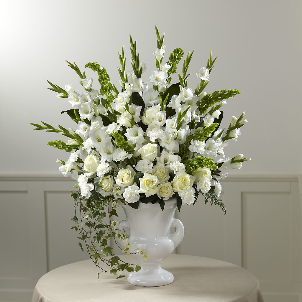 Fond Reflections Arrangement – SUSPENDED IN TIME FLORAL & PRESERVATION, Syracuse UT