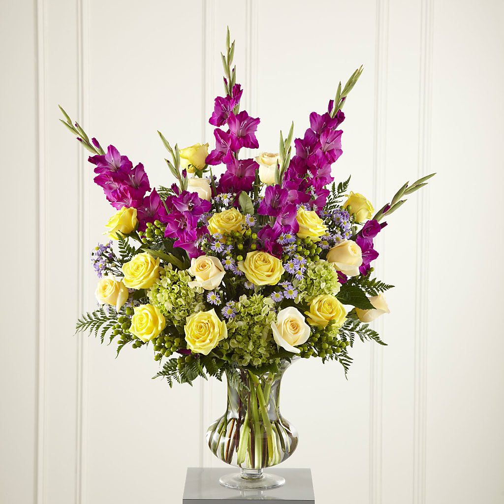 Loveliness Arrangement – SUSPENDED IN TIME FLORAL & PRESERVATION, Syracuse UT