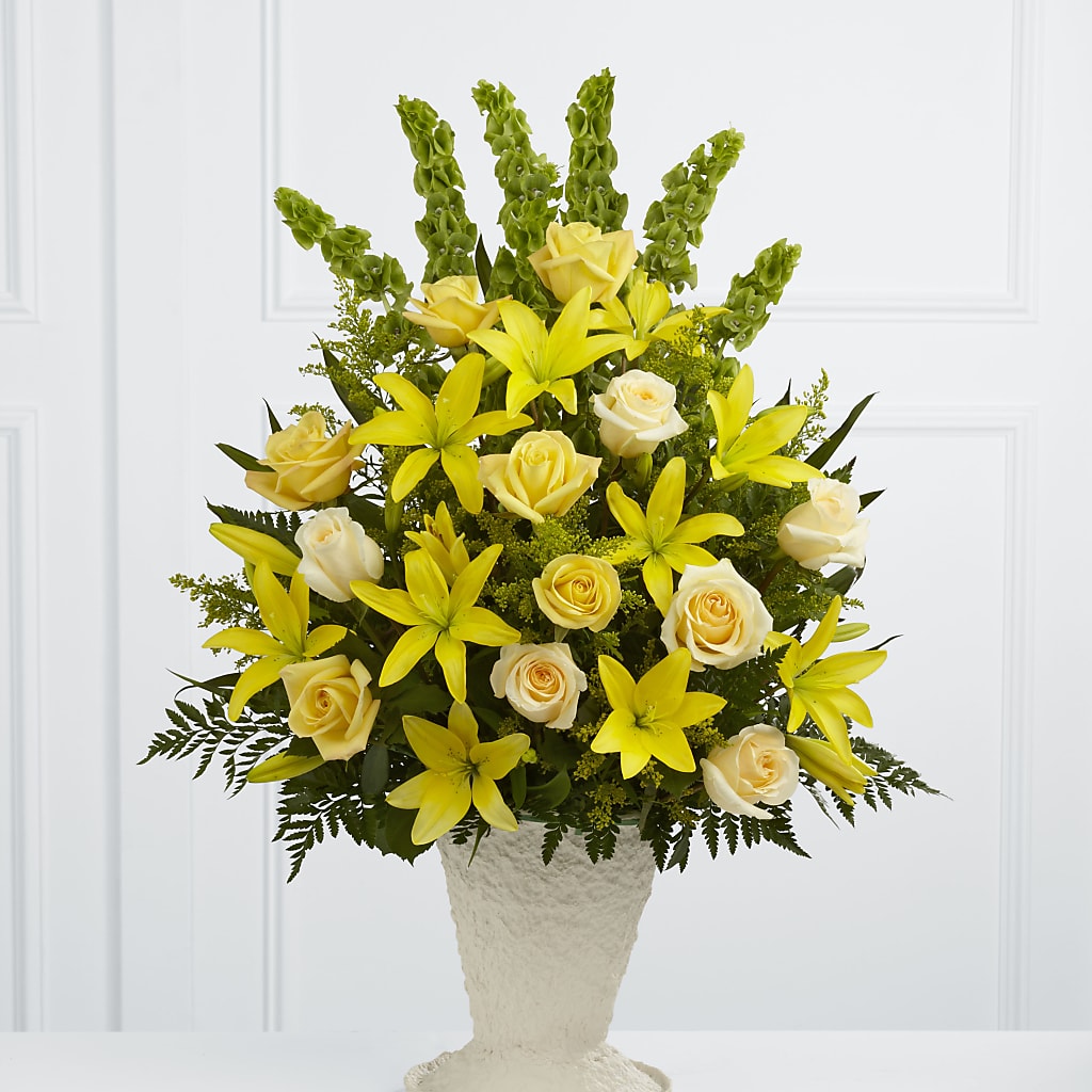 Golden Memories Arrangement – SUSPENDED IN TIME FLORAL & PRESERVATION, Syracuse UT