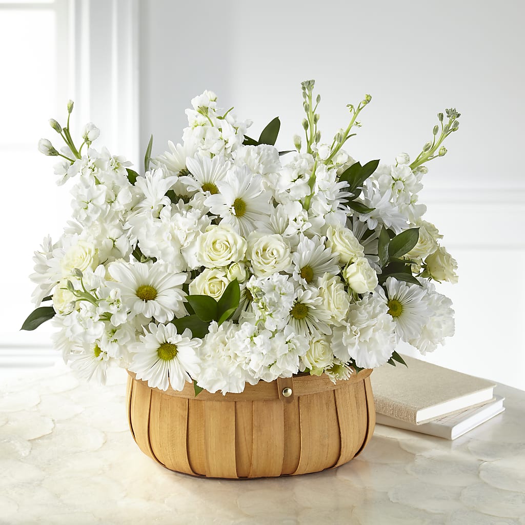 Graceful Garden Basket – SUSPENDED IN TIME FLORAL & PRESERVATION, Syracuse UT