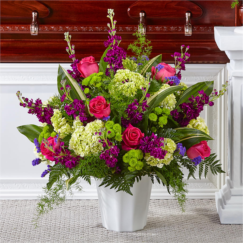 Beautiful Horizons Floor Basket – SUSPENDED IN TIME FLORAL & PRESERVATION, Syracuse UT