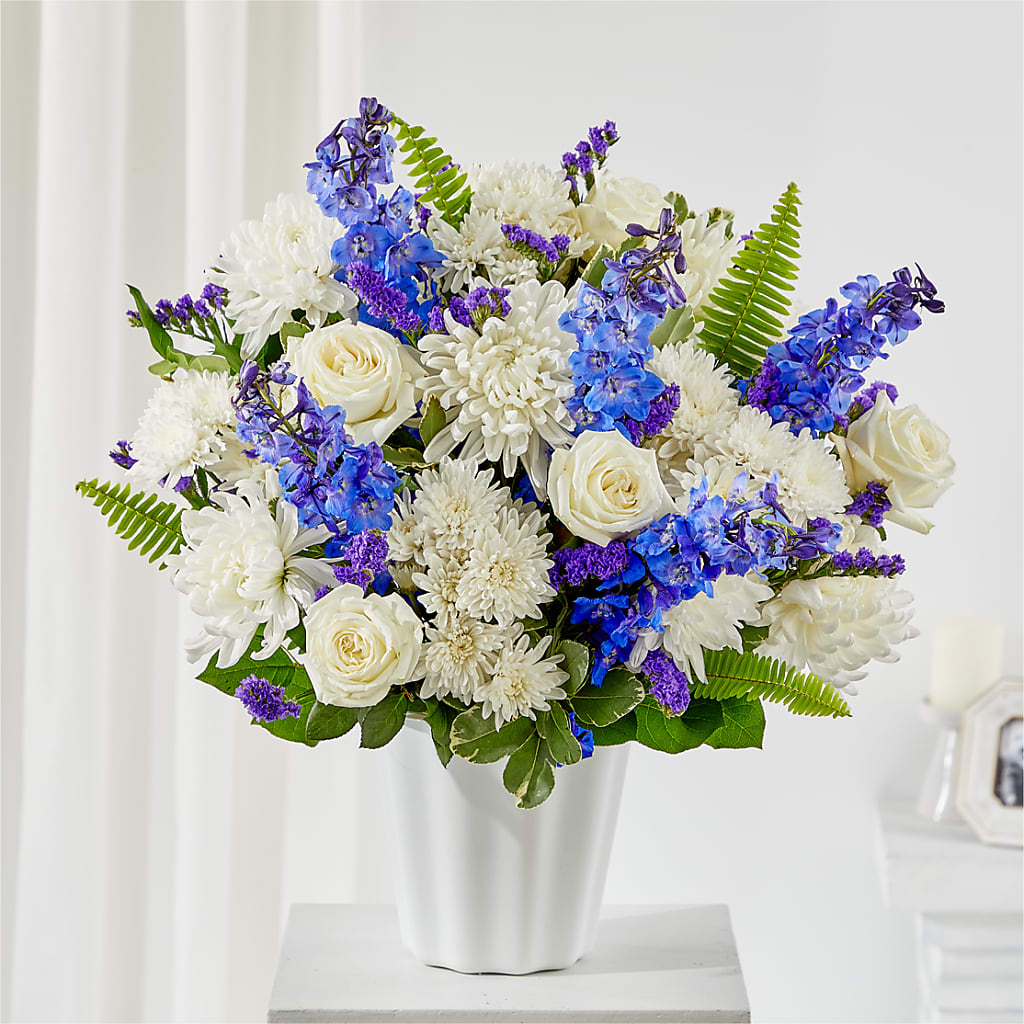 Hold Dear Tabletop Basket – SUSPENDED IN TIME FLORAL & PRESERVATION, Syracuse UT