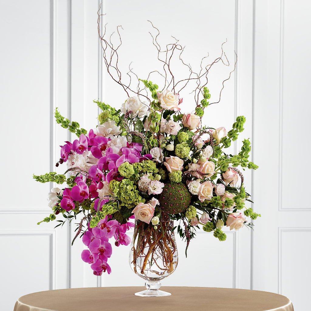 Soft Sophistication Arrangement – SUSPENDED IN TIME FLORAL & PRESERVATION, Syracuse UT