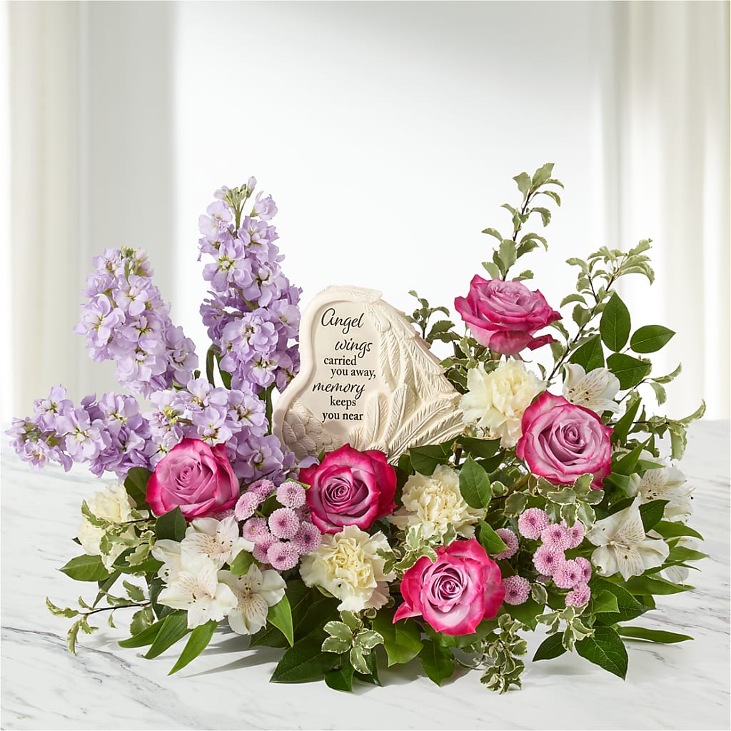 In My Heart Arrangement – SUSPENDED IN TIME FLORAL & PRESERVATION, Syracuse UT