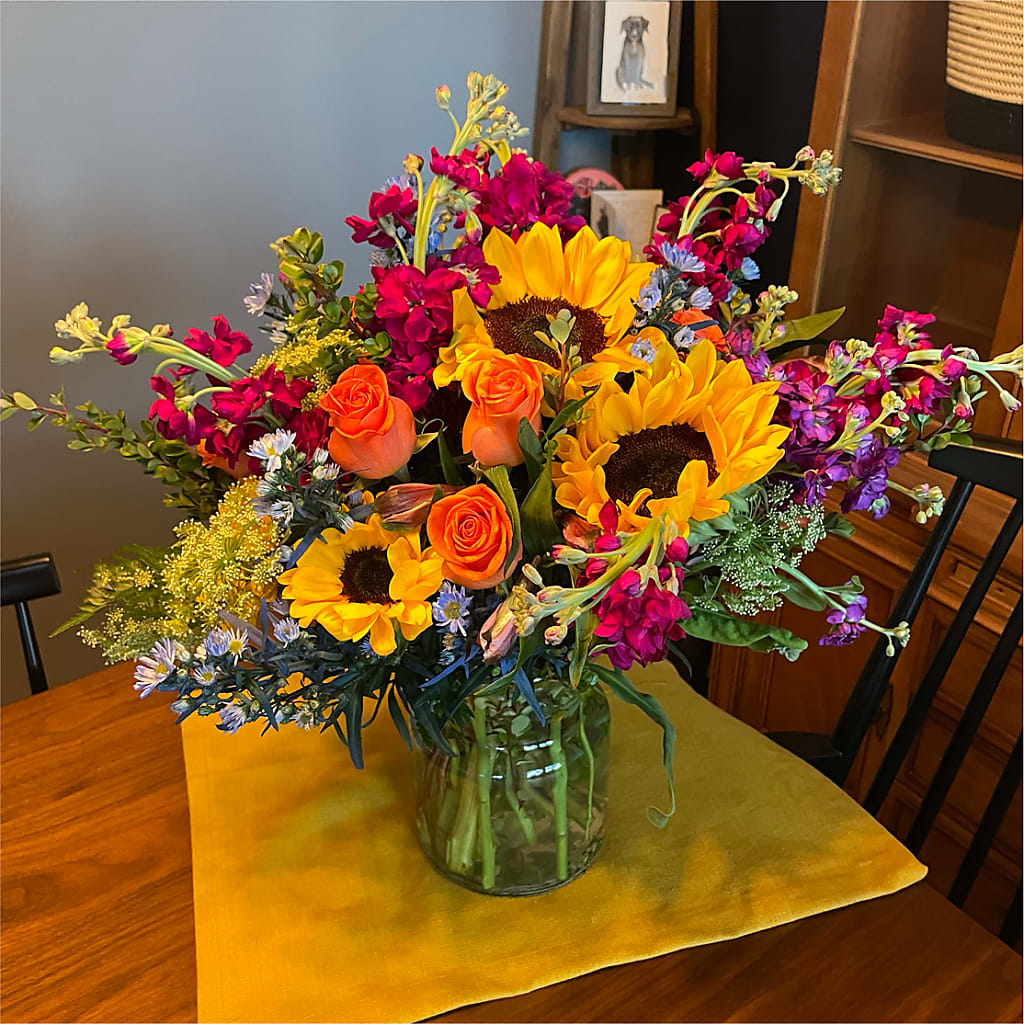 Rays of Life Bouquet – SUSPENDED IN TIME FLORAL & PRESERVATION, Syracuse UT