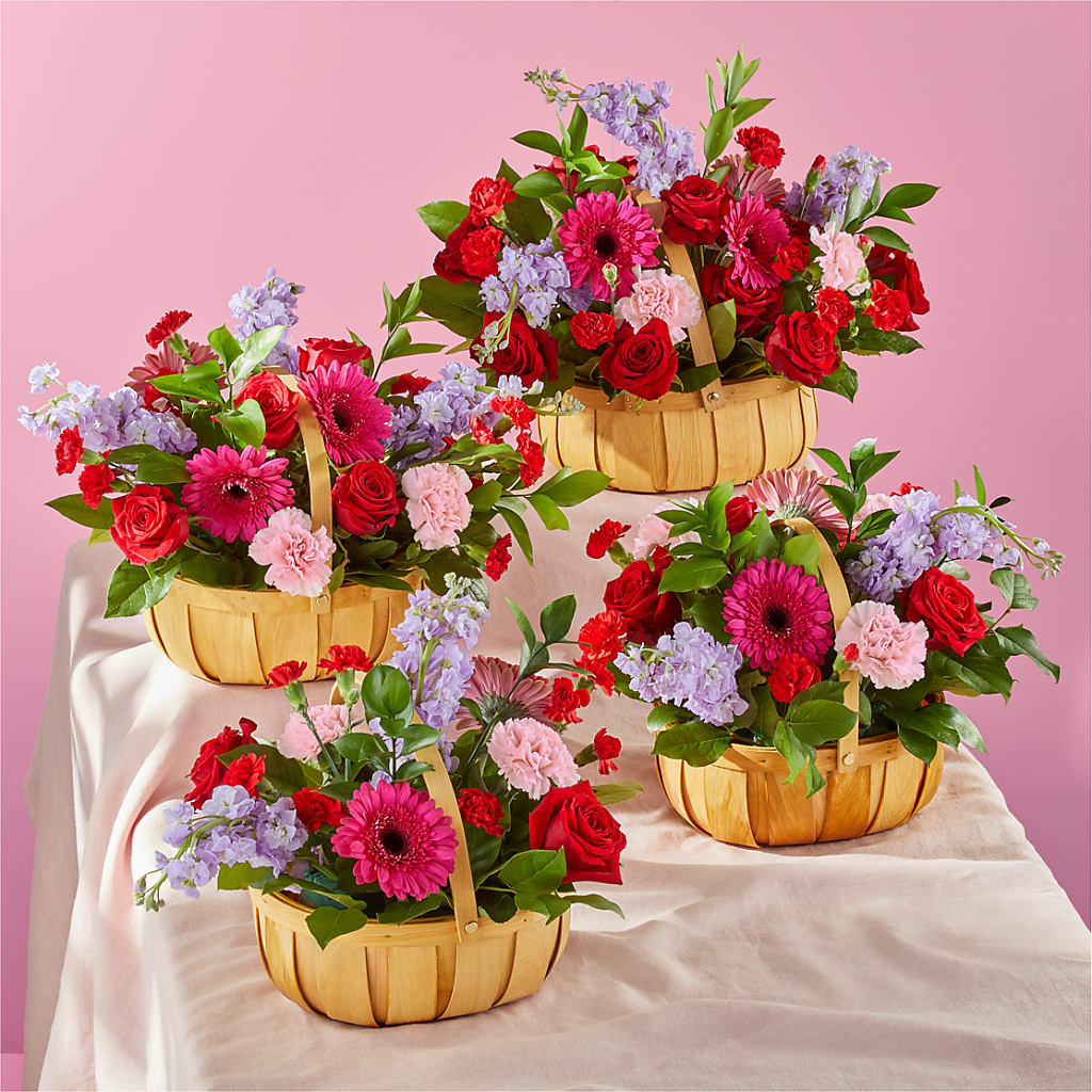 Pink Picnic Basket – SUSPENDED IN TIME FLORAL & PRESERVATION, Syracuse UT