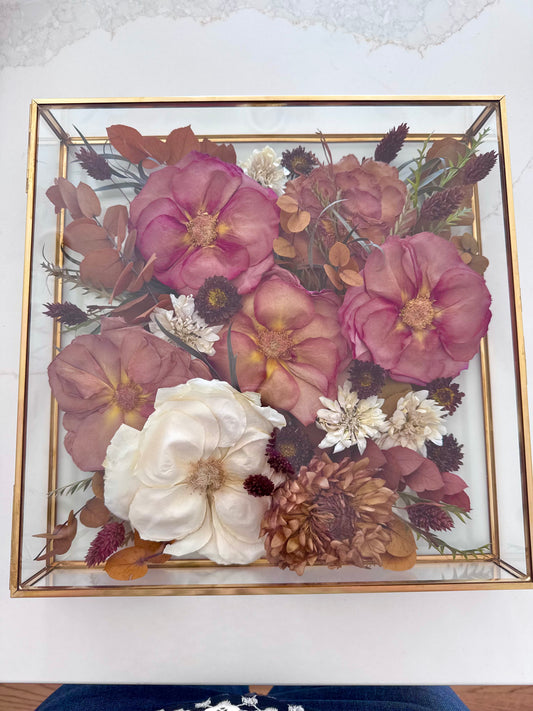10x10 Glass Box