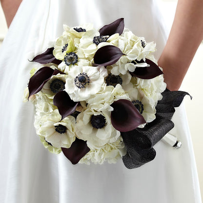 To Have and To Hold Bouquet – SUSPENDED IN TIME FLORAL & PRESERVATION, Syracuse UT